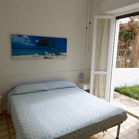 Marcelli, Trilocale Con Giardino A 200mt Dal Mare 公寓