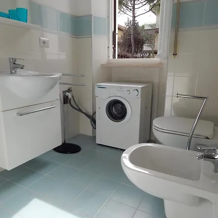 Marcelli, Trilocale Con Giardino A 200mt Dal Mare