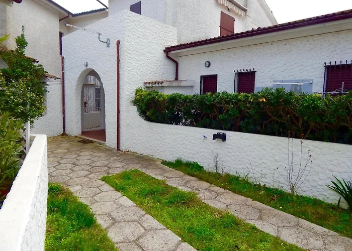 M107 - Marcelli, Trilocale Con Giardino A 200mt Dal Mare * Marcelli